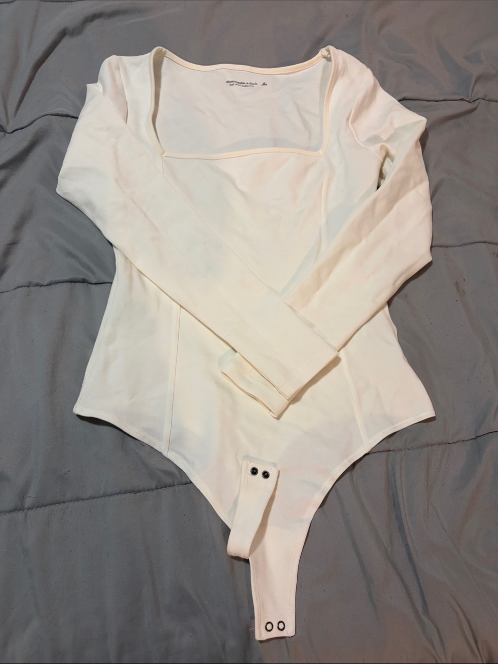 Abercrombie & Fitch Cream Long-Sleeve Square Neck Bodysuit